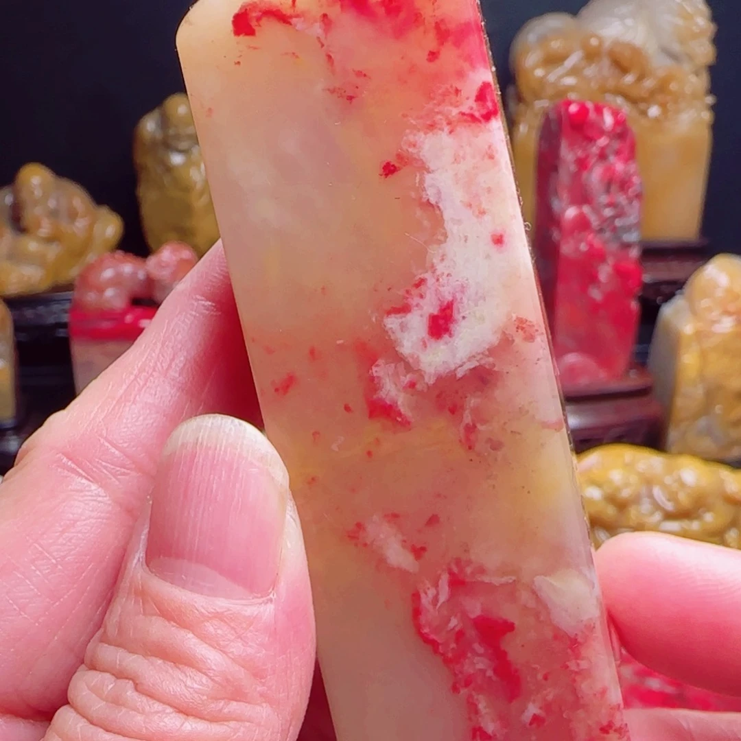 巴林鸡血石关**马巴林鸡血石