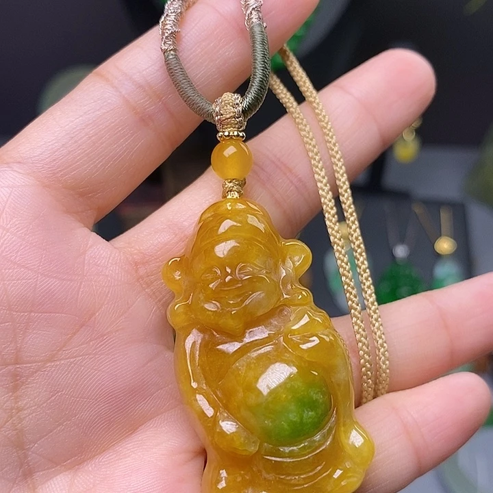 吊坠(赠链)未镶嵌翡翠