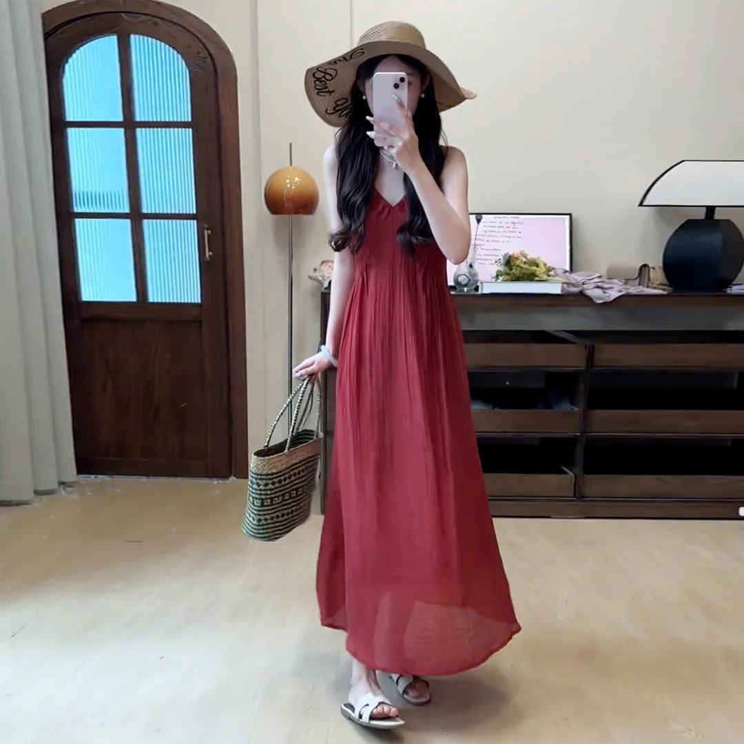 海边度假红色无袖吊带连衣裙夏季气质掐腰小裙子女生韩系ins衣服