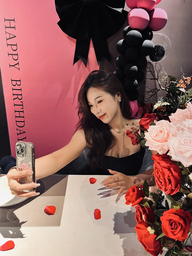 时尚百搭真皮女包盒子律 SS  xl