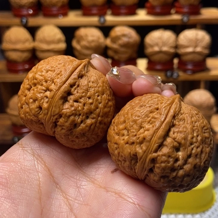 吊坠文玩核桃鸿鹄35