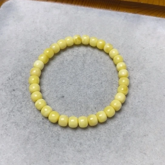 蜜蜡裸石未镶嵌手串