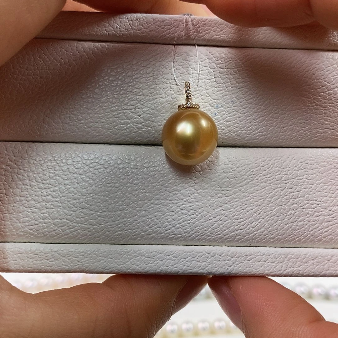 吊坠(不含链)海水珍珠18K金镶嵌11-12mm南洋金珠吊坠（浓茶金品质）