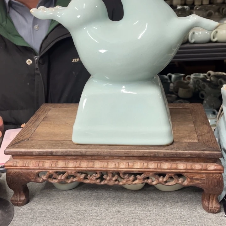 摆件天青釉大唐马