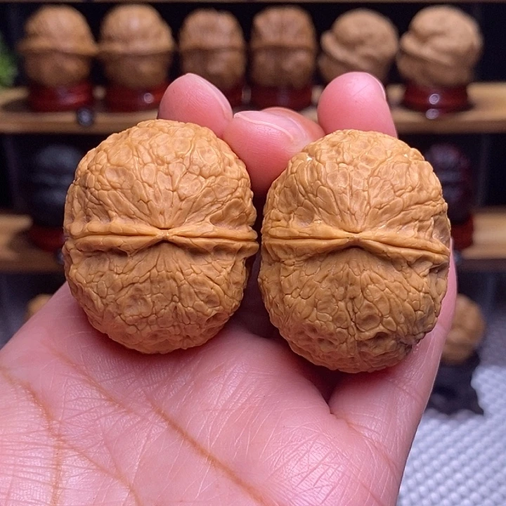 文玩核桃吊坠铁锤25