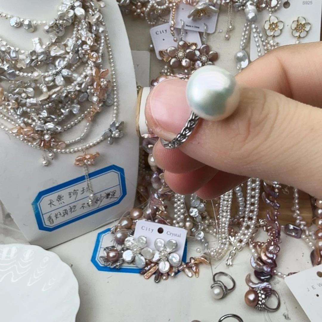 颈饰未镶嵌淡水珍珠