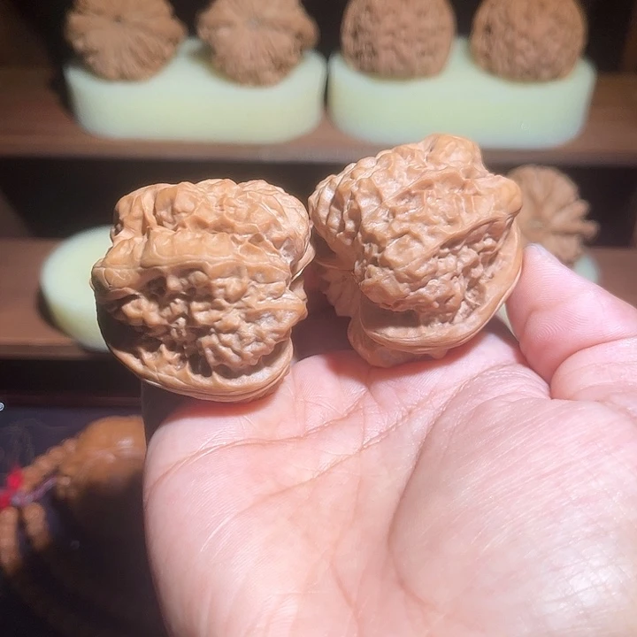 吊坠文玩核桃开背瞪眼蛤蟆头尺寸43