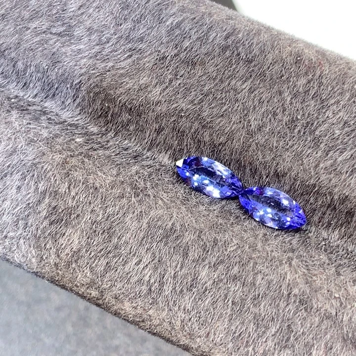 坦桑石未镶嵌裸石0.71克拉