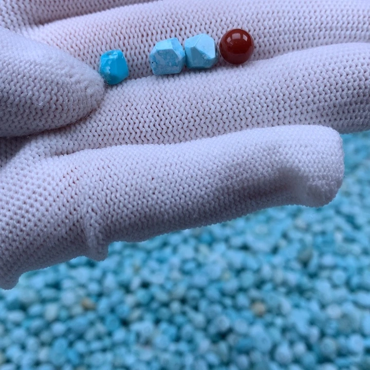 清***心南红玛瑙未镶嵌珠宝奇石