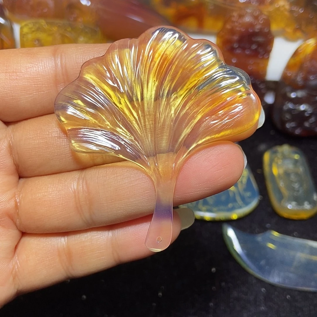 琥珀未镶嵌颈饰缅甸天然琥珀吊坠