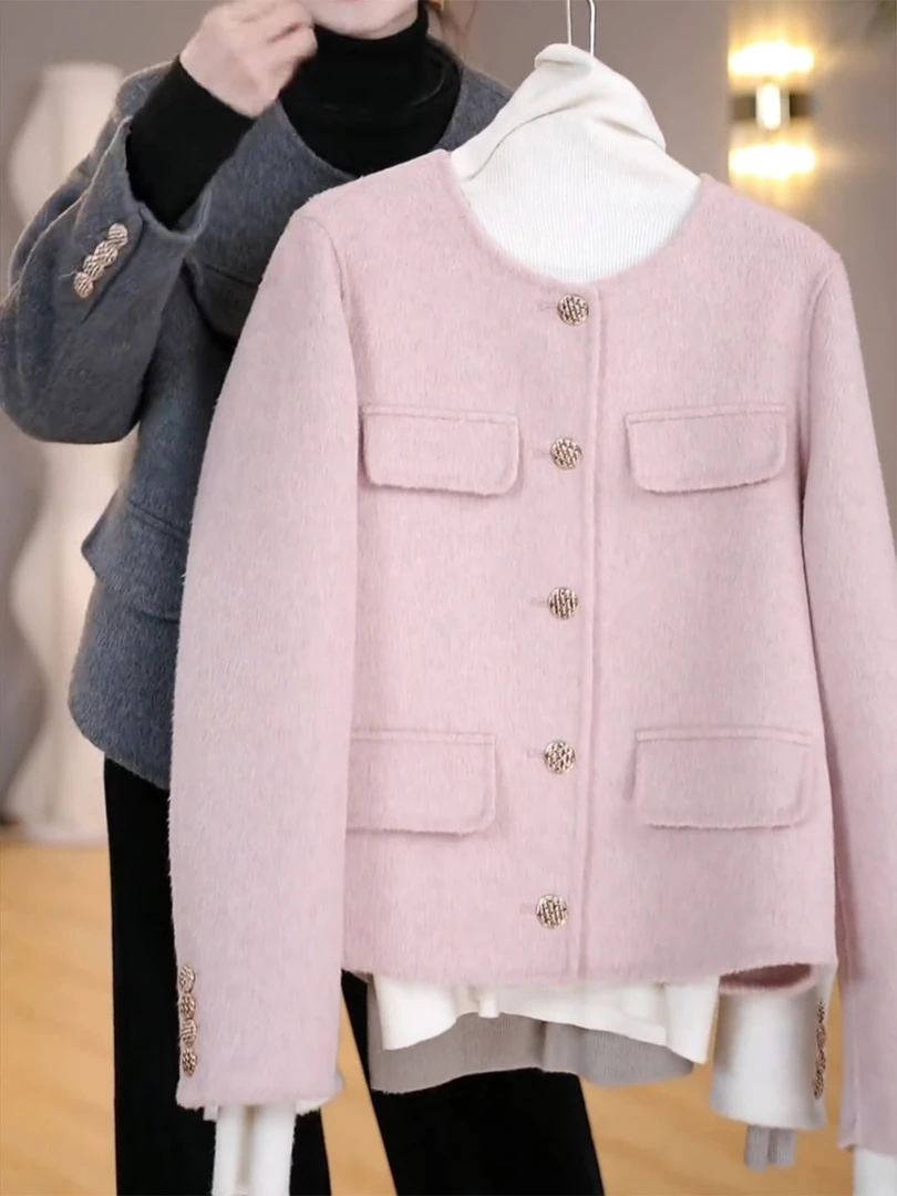 2025新款秋冬气质法式小香风名媛设计感时尚短款单排扣粉色外套
