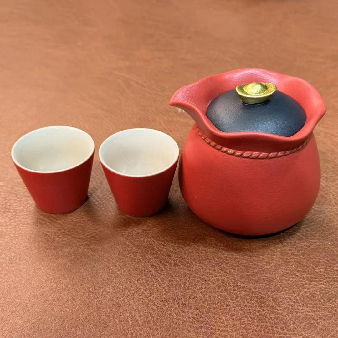 KK0008-红色路宝釉福袋钱袋胶囊旅行快客