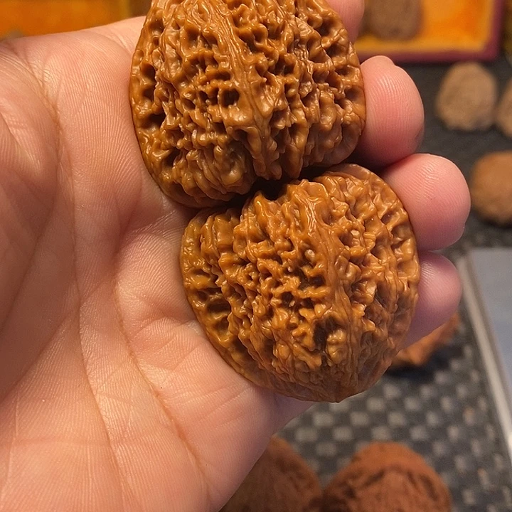 J***g吊坠文玩核桃42尺，南疆石