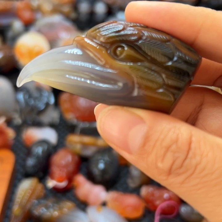 玛瑙/玉髓未镶嵌吊坠(赠链)