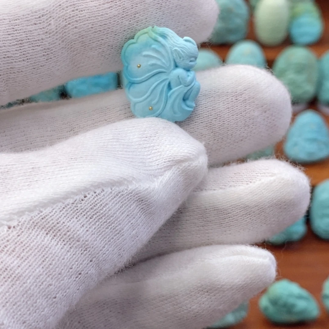 绿松石未镶嵌珠宝奇石