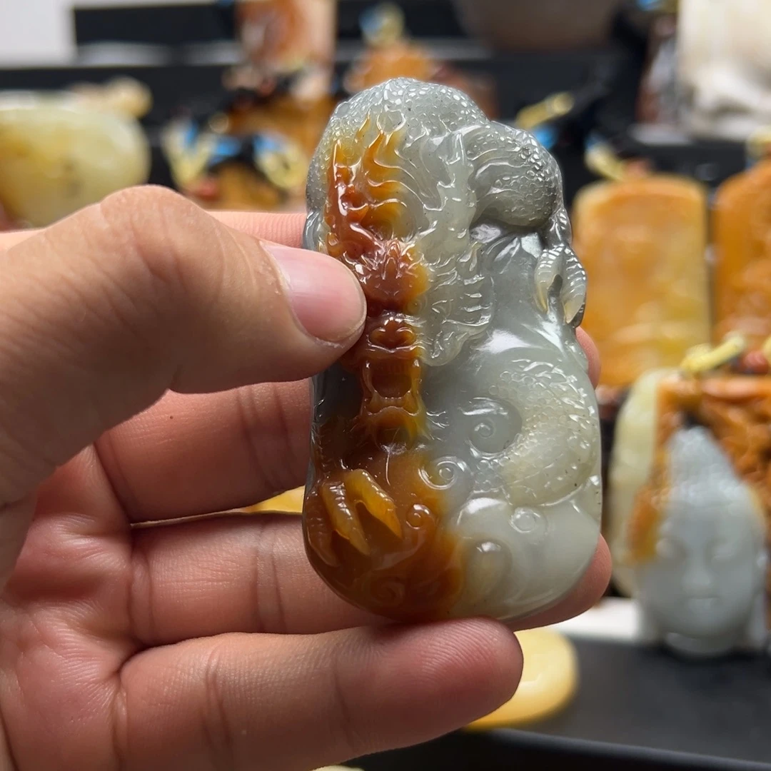 石英质玉（黄龙玉）未镶嵌多选发其一