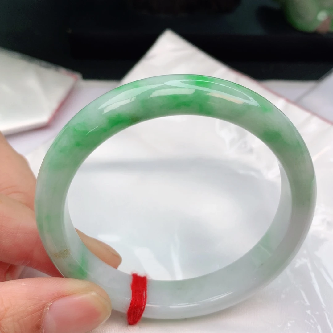 未镶嵌手镯翡翠翡翠手镯