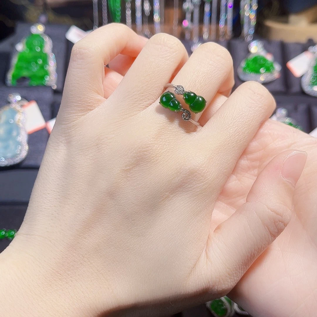 翡翠戒指银S925镶嵌戒指