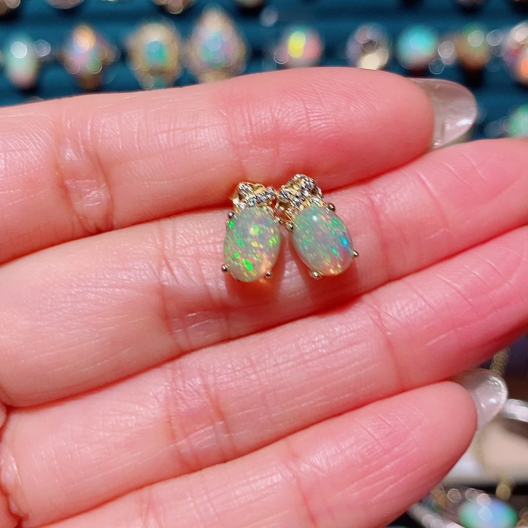 D***L欧泊银S925镶嵌耳饰