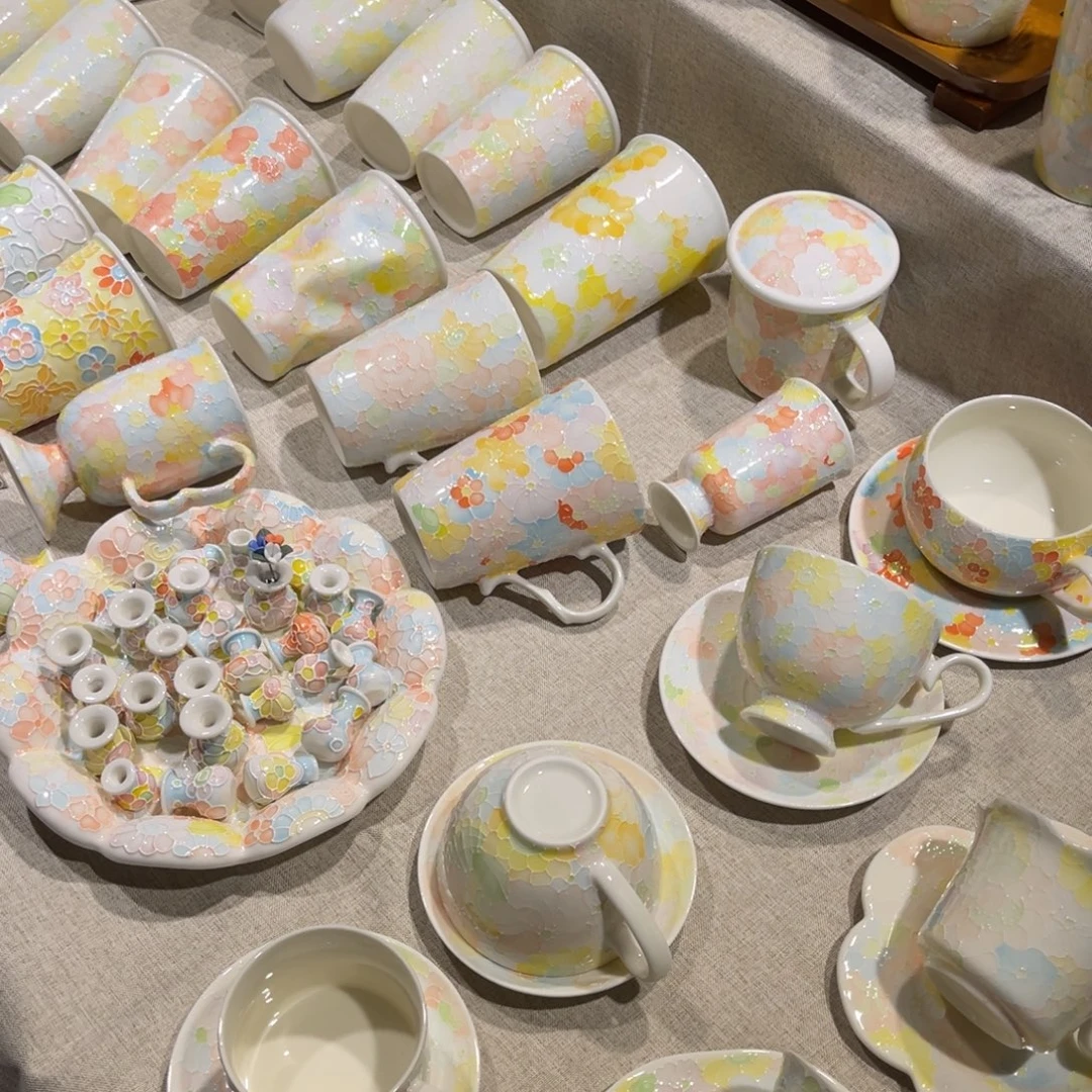 陶瓷哈哈哈哈哈哈哈