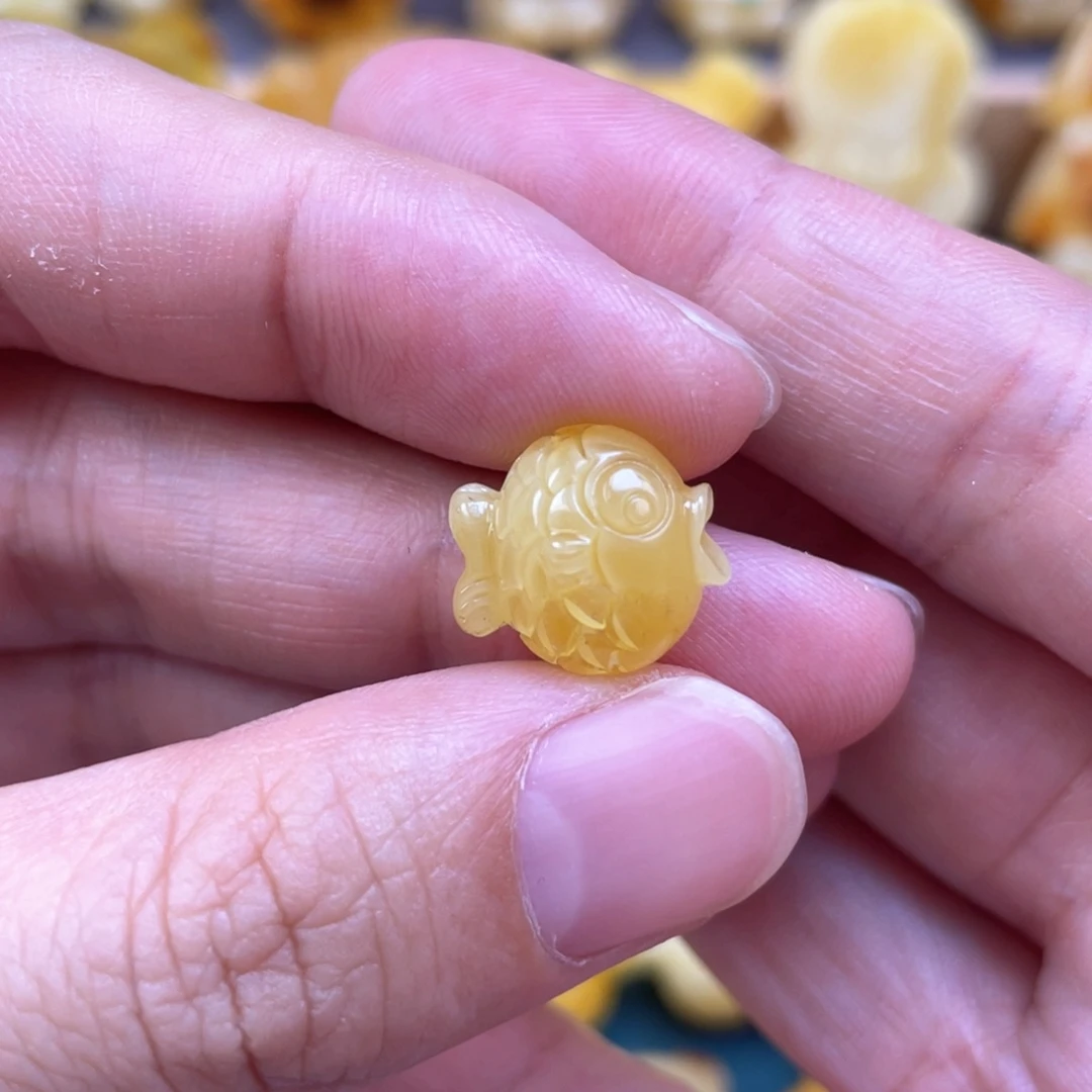 未镶嵌琥珀裸石蜜蜡
