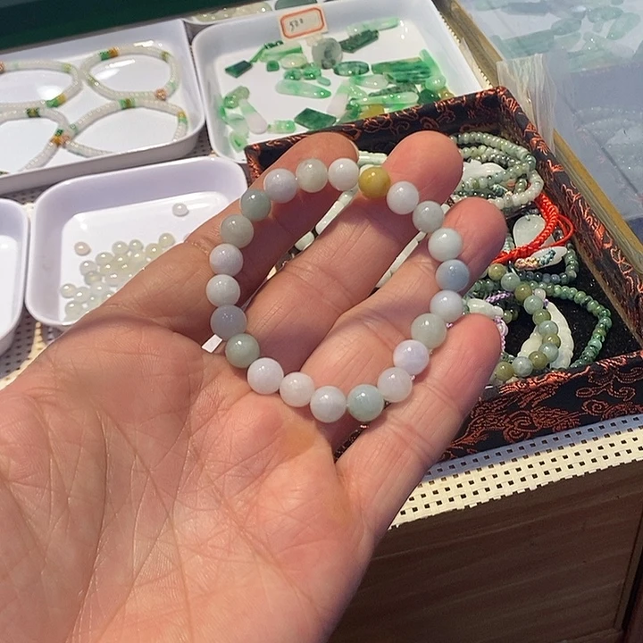 翡翠未镶嵌挂件04