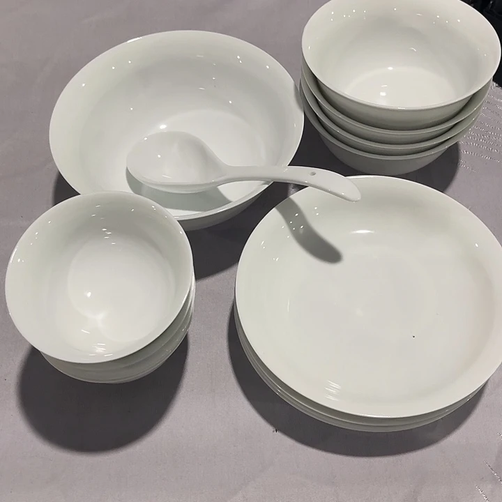 繁***心瓷片云白16件套装，包邮，带标