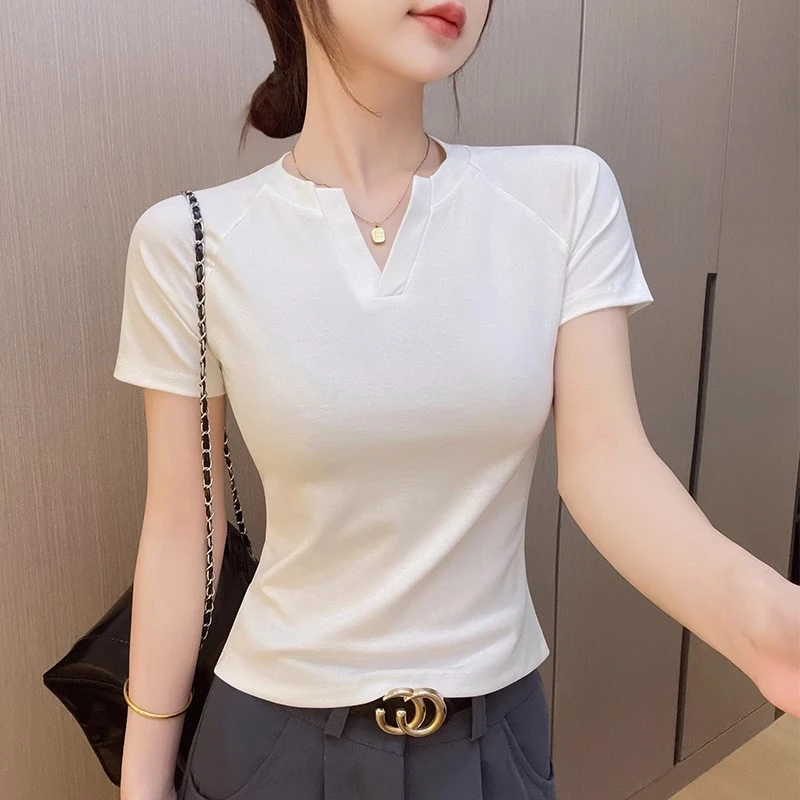 白色正肩V领短袖t恤女春夏新款修身内搭设计感打底衫修身显瘦上衣