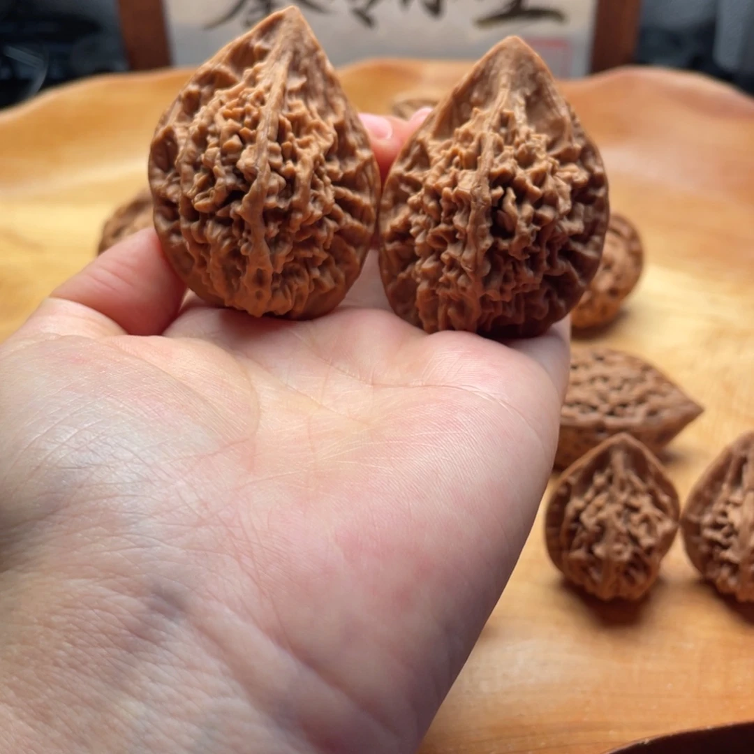 秦***狼核桃手串/手链秦岭野生鸡心