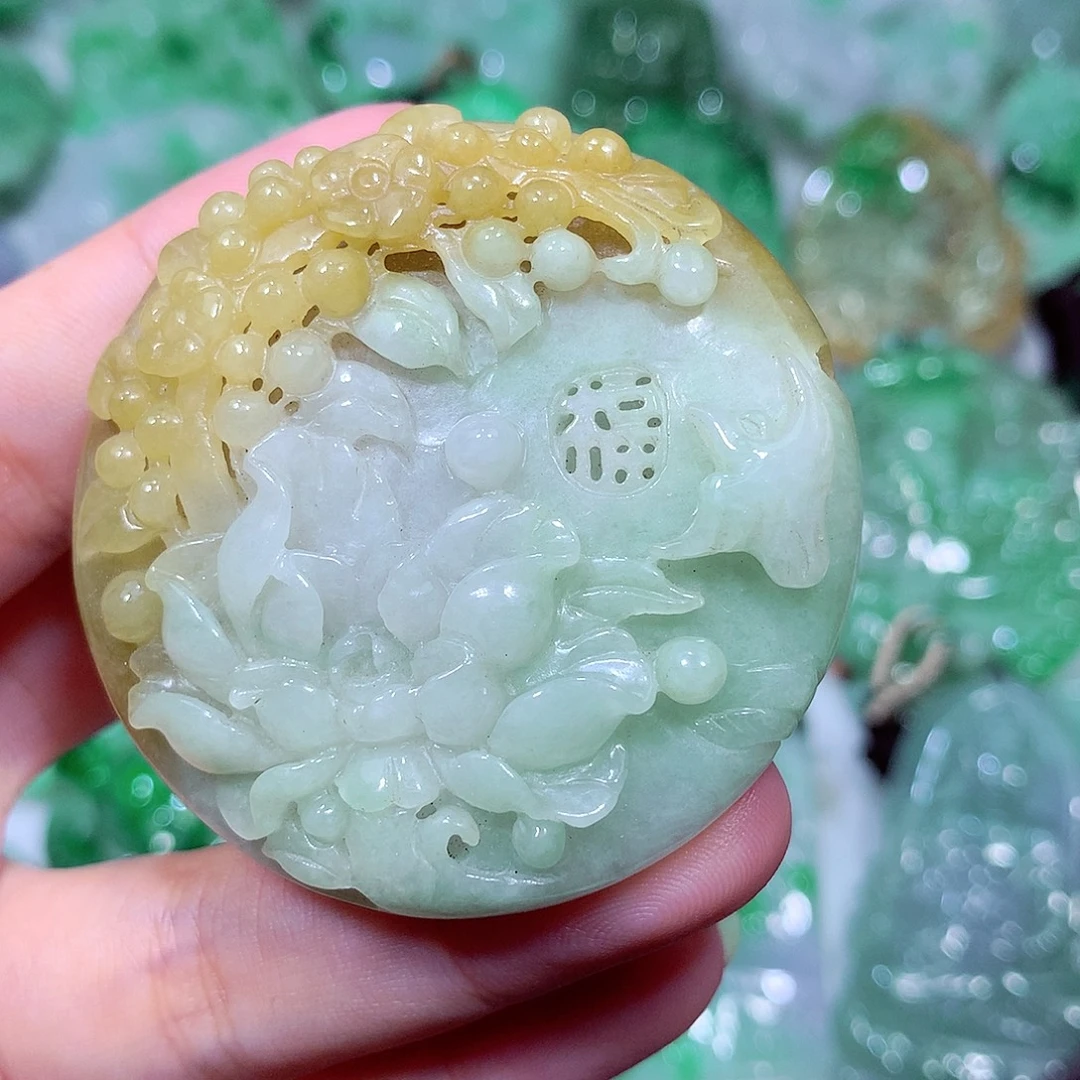 翡翠未镶嵌吊坠(不含链)