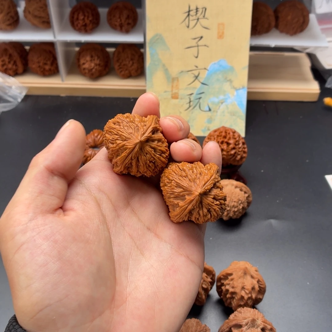把件文玩核桃三角拉丝南疆石39