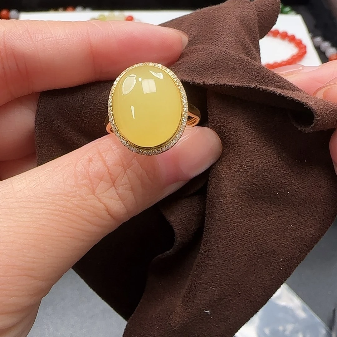 铭***宝和田玉18K金镶嵌戒指