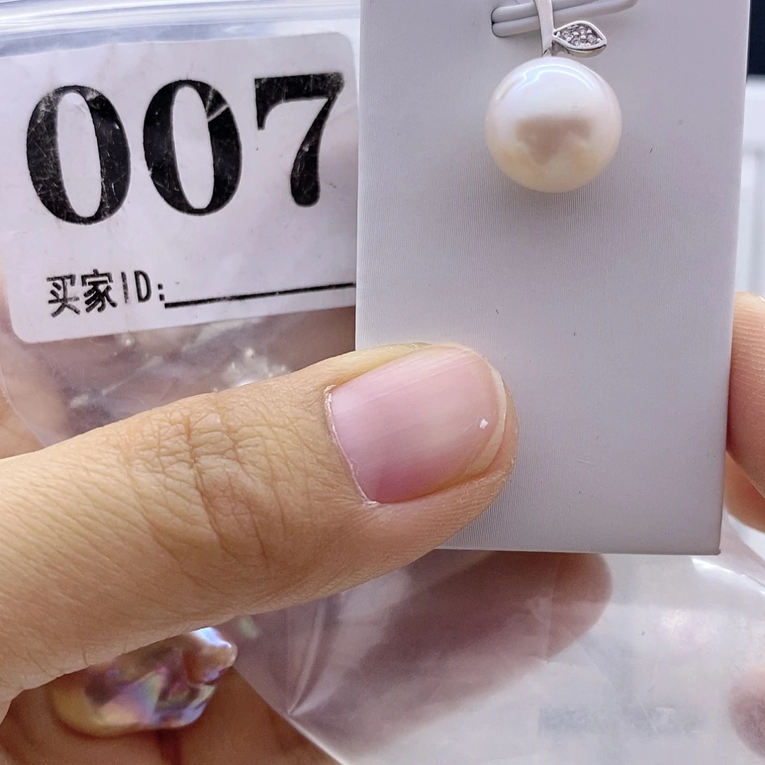 淡水珍珠颈饰钛钢