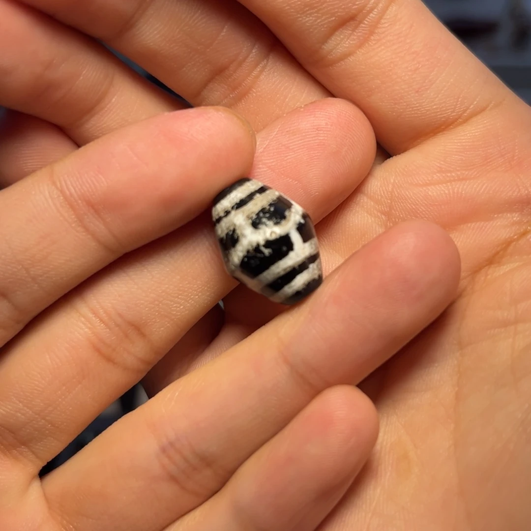 玛瑙/玉髓未镶嵌珠宝奇石