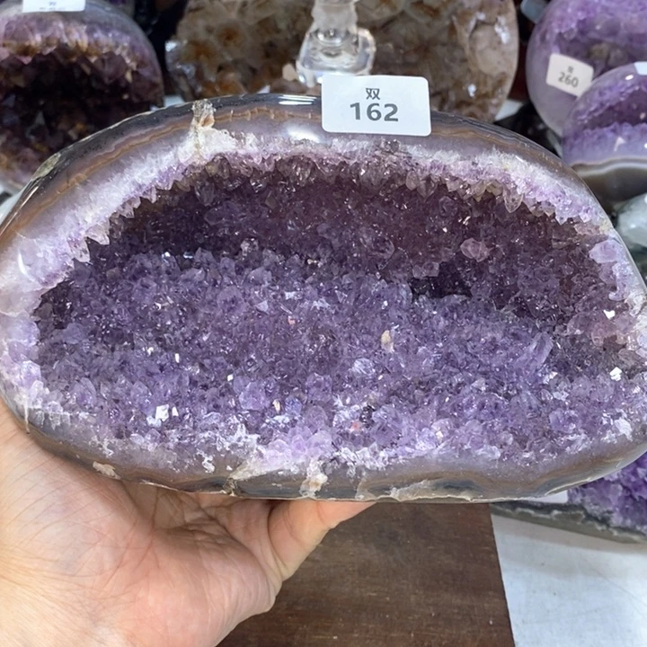 未镶嵌水晶大型摆件（非配饰）