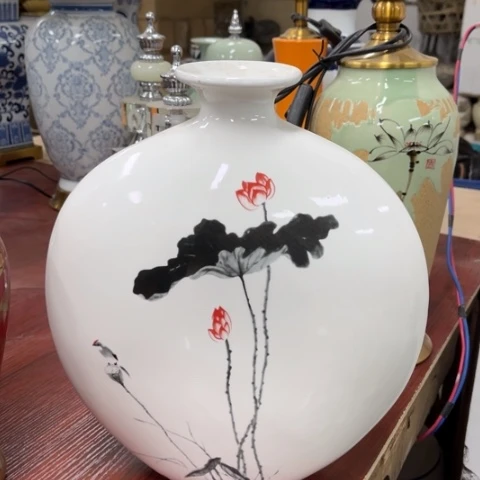 瓶瑕疵。。。。。。。。。。。。。。。。