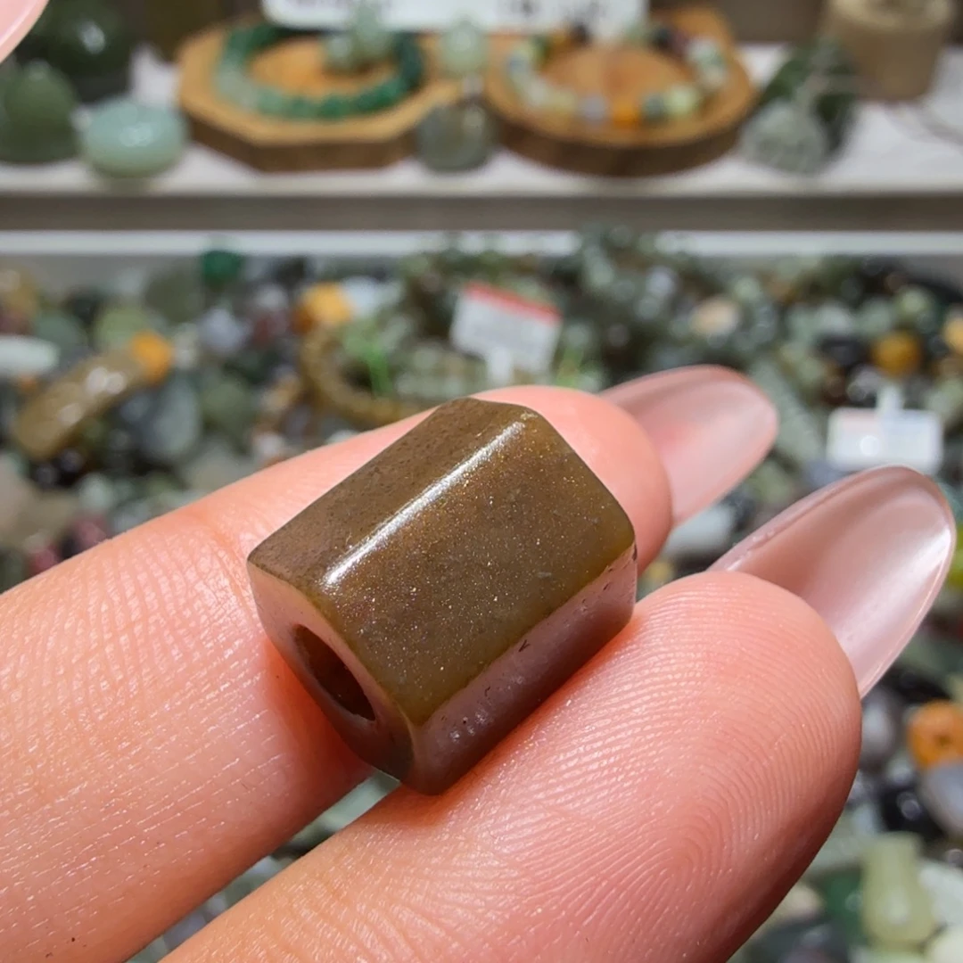 和田玉未镶嵌珠宝奇石