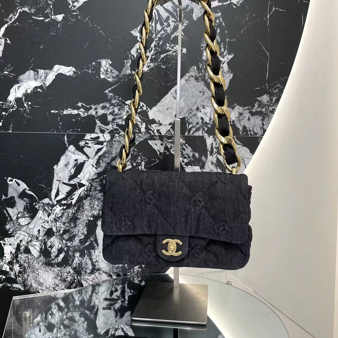 99新 Chanel/香奈儿 22s 黑色牛仔粗链条cfmini 腋下包 单肩包