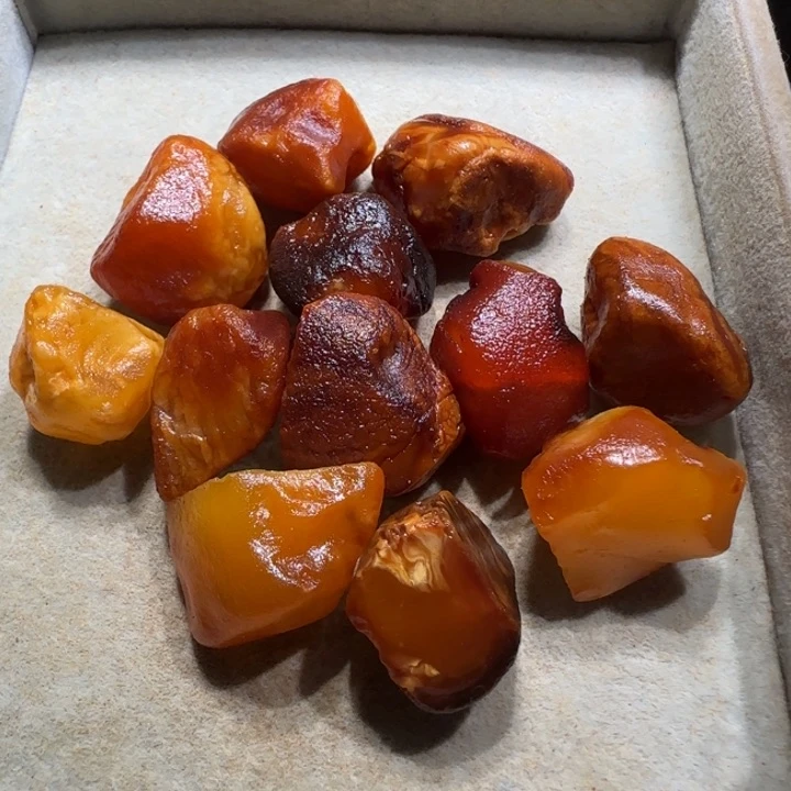 未镶嵌定制琥珀专属定制