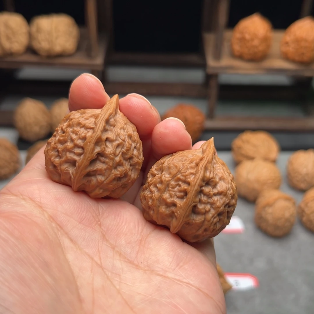 桃核吊坠蹦****)日月小帽32.33.36