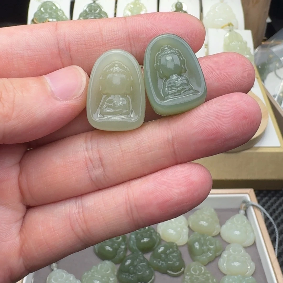 和田玉未镶嵌颈饰多样性发一