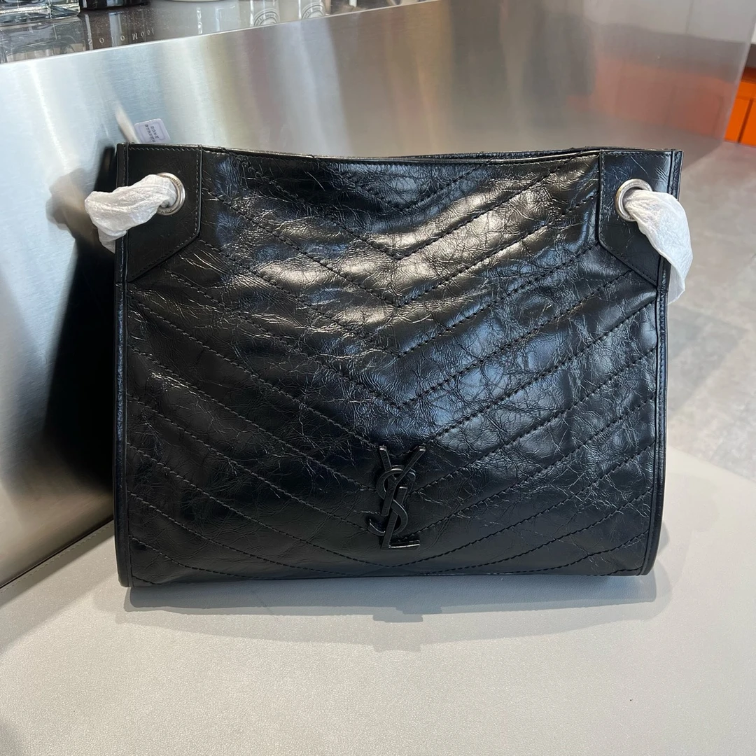 全新未使用 YSL/圣罗兰 黑银油蜡皮托特包手提单肩包