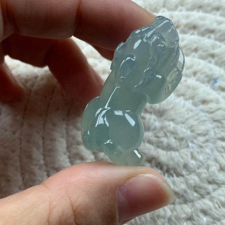 .***哥翡翠未镶嵌颈饰天然翡翠