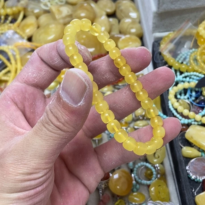 未镶嵌蜜蜡裸石多样性发货