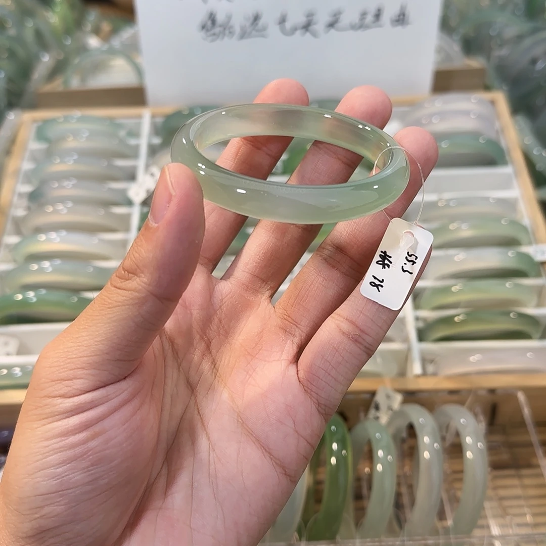 玛瑙/玉髓未镶嵌手镯圈口55.3