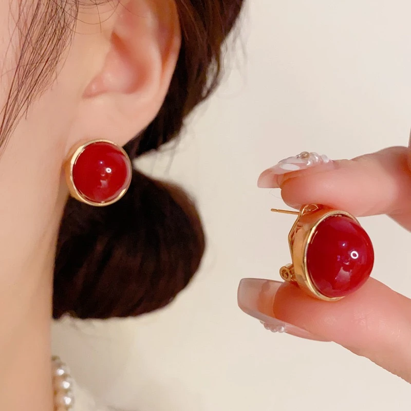 铜合金仿珍珠耳饰 法式复古气质时尚优雅圆形珠珠弹力扣耳钉369