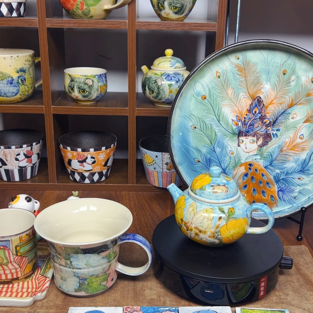 摆件陶原创手绘高温釉下彩