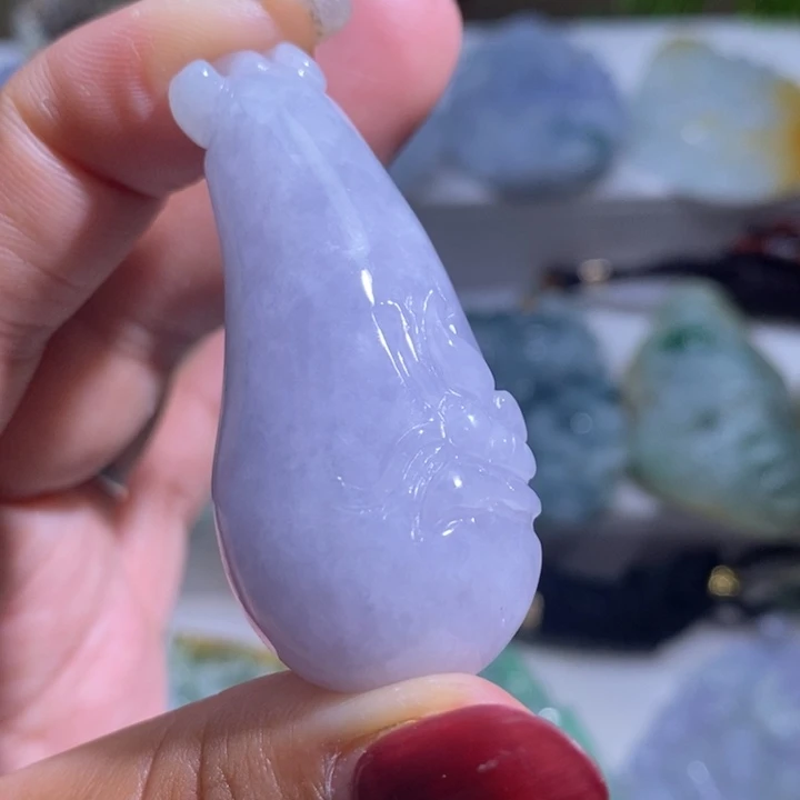 【闪购商品】翡翠未镶嵌颈饰瓜