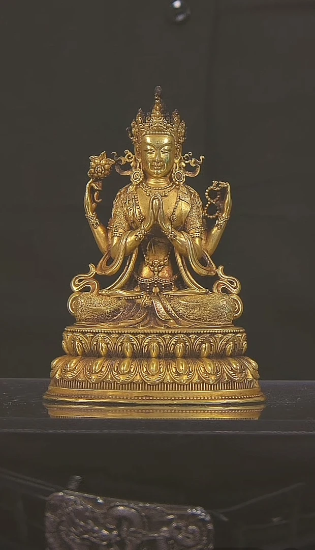 紫铜鎏金10公分四臂观音居家艺术客厅摆件