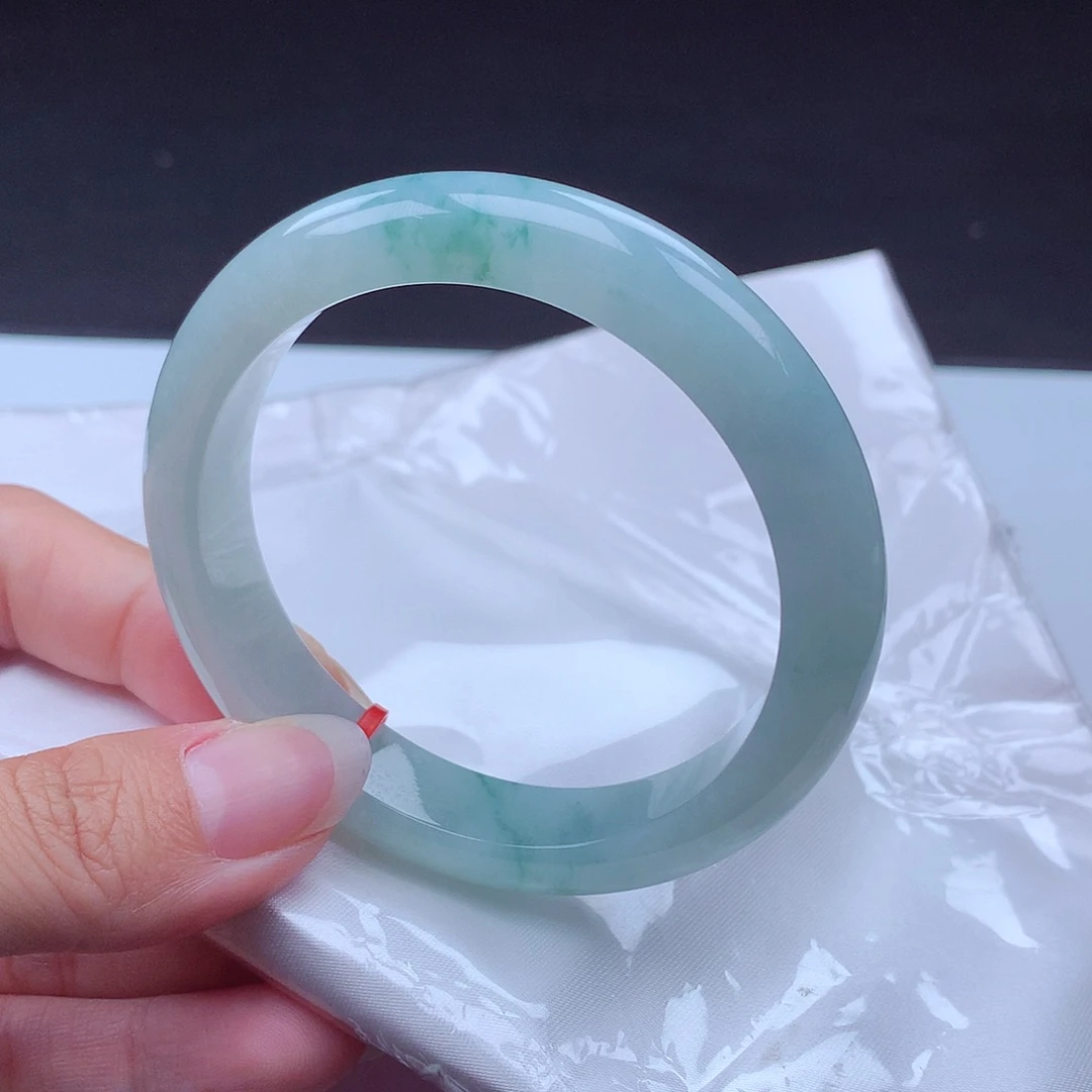 翡翠手镯未镶嵌手镯000359